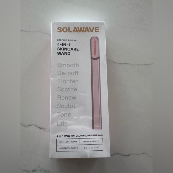 Solowave Bundle Skincare Wand Red Light Therapy Rose Gold & LightBoost Serum NWB - Picture 4 of 15